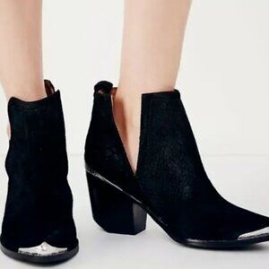 Jeffery Campbell Cromwell Black Suede Western Women's Booties size 8.5